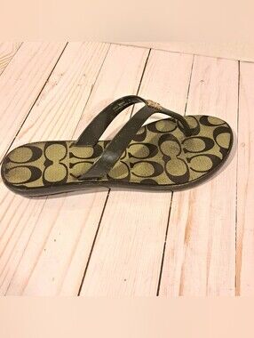 Coach Trixie Signature C Thong Sandals